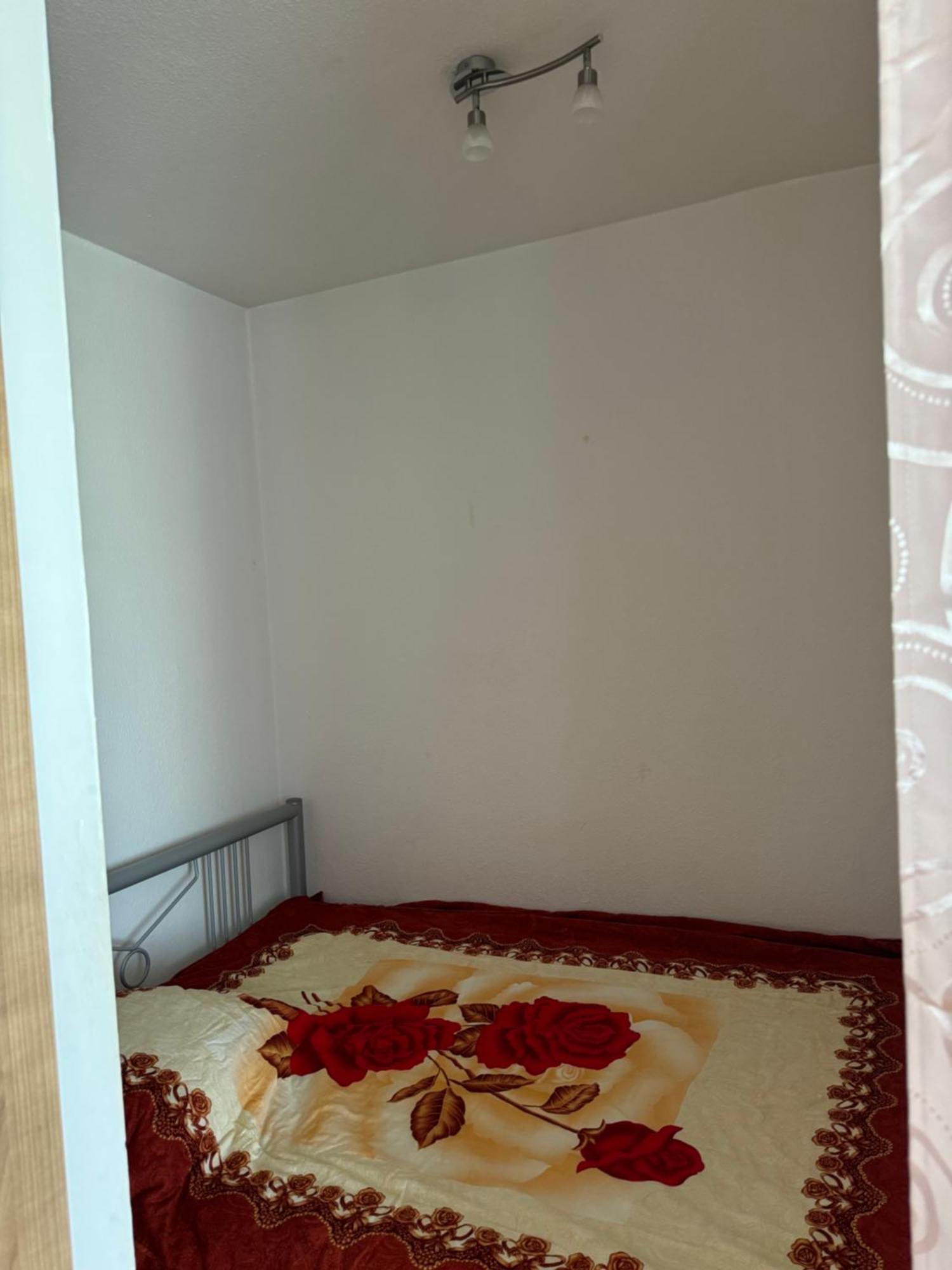 Humo Apartment